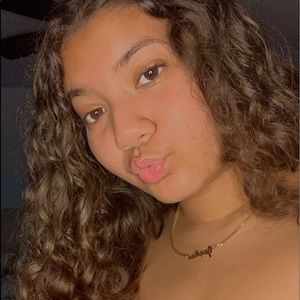 Meet your Posher, Jayleen